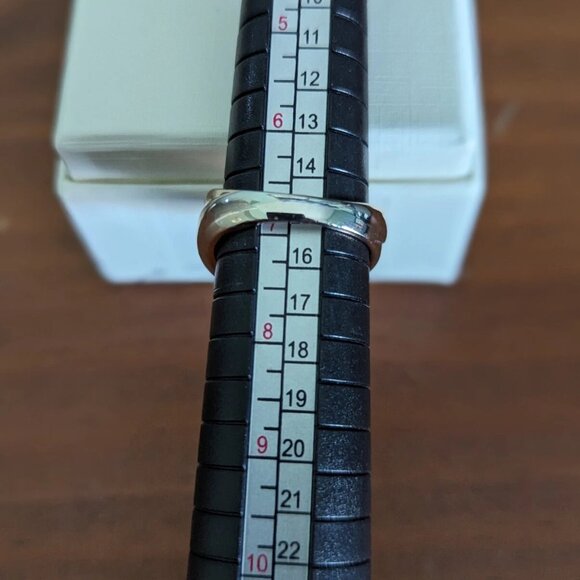 Rarities Carol Brodie HSN Ring Size 7 - Picture 2 of 4